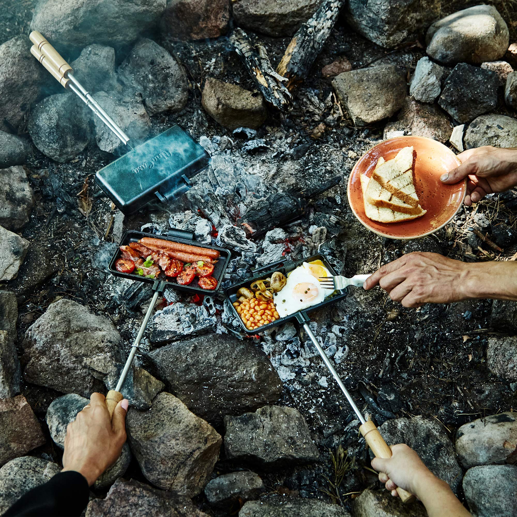 Perfect for camping scenes and family meals in the outdoors