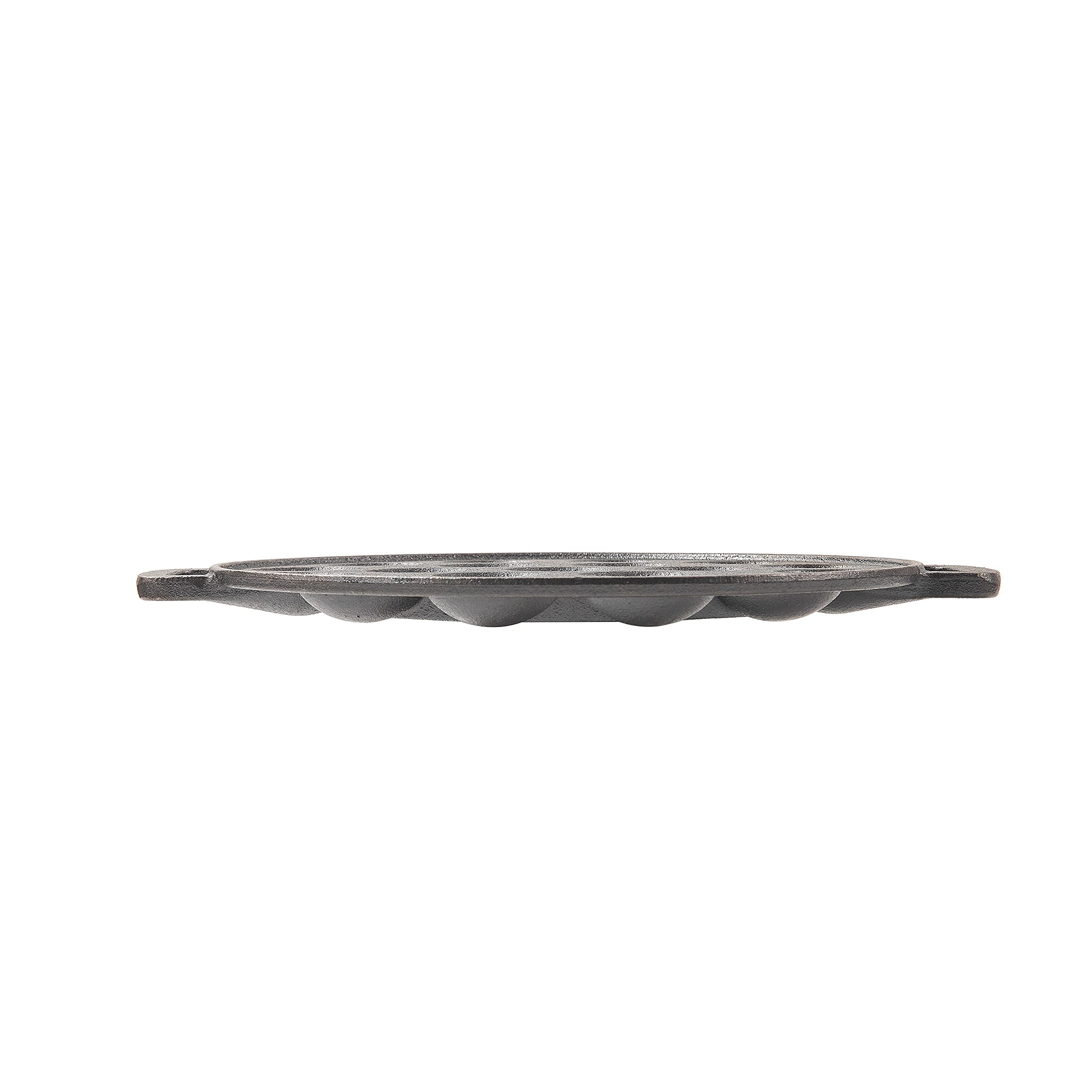 Upstreet cast iron pan care: seasoned surface enhances nonstick release over time.