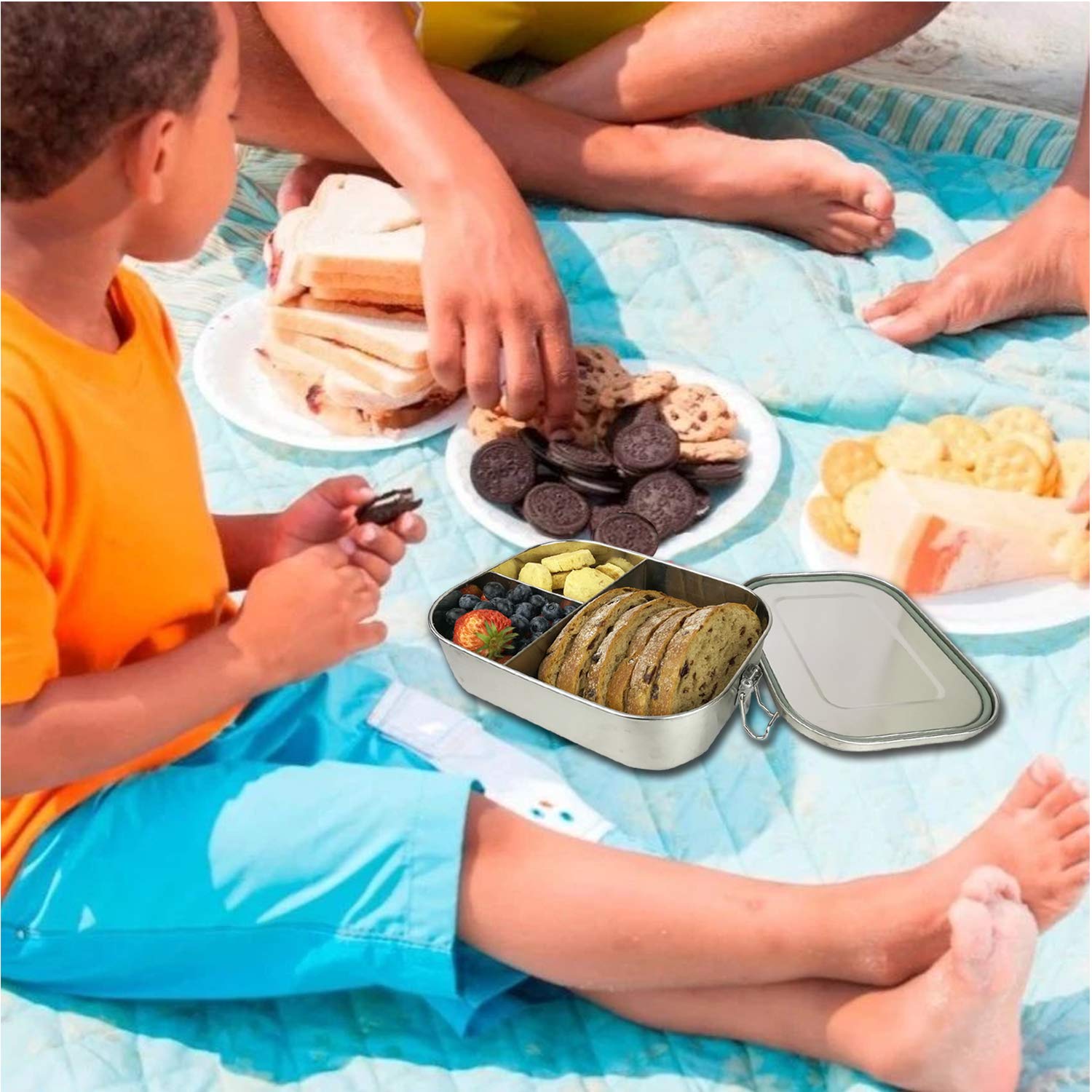 UPTRUST durable lunch container designed for work and travel