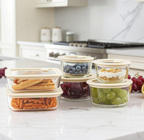 Urban Green square 39oz glass container with vented lid for microwave use