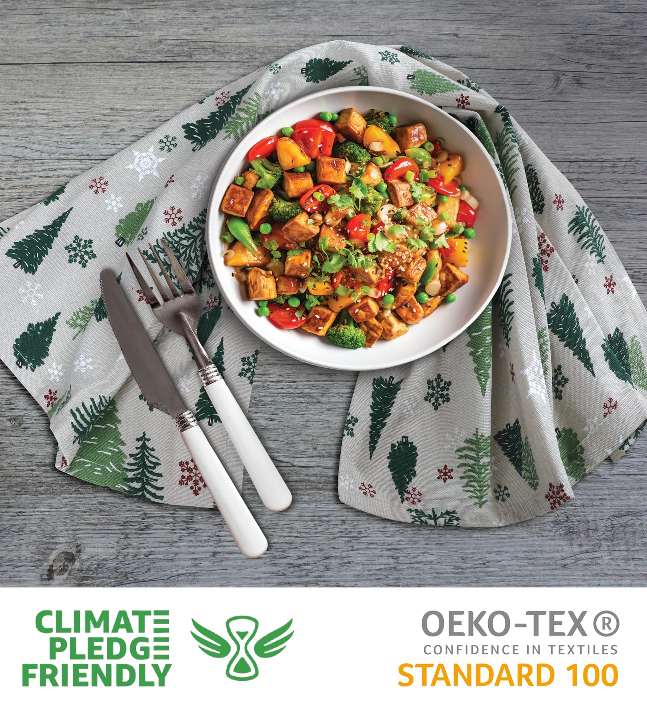 Urban Villa towel folded neatly, highlighting lint-free, quick-dry performance for kitchen use.