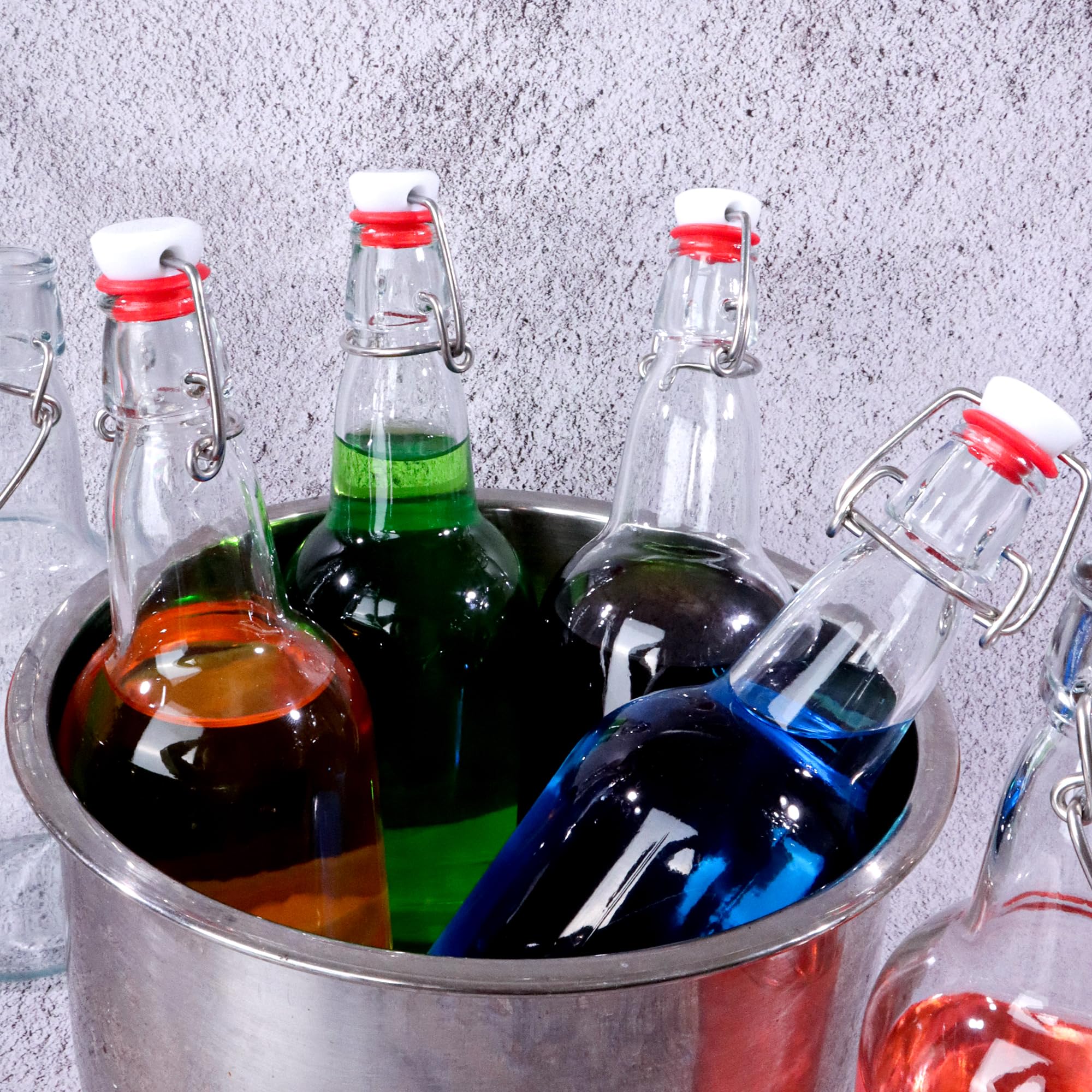 UrSpeedtekLive versatile bottles suit oils, syrups, and other beverages.