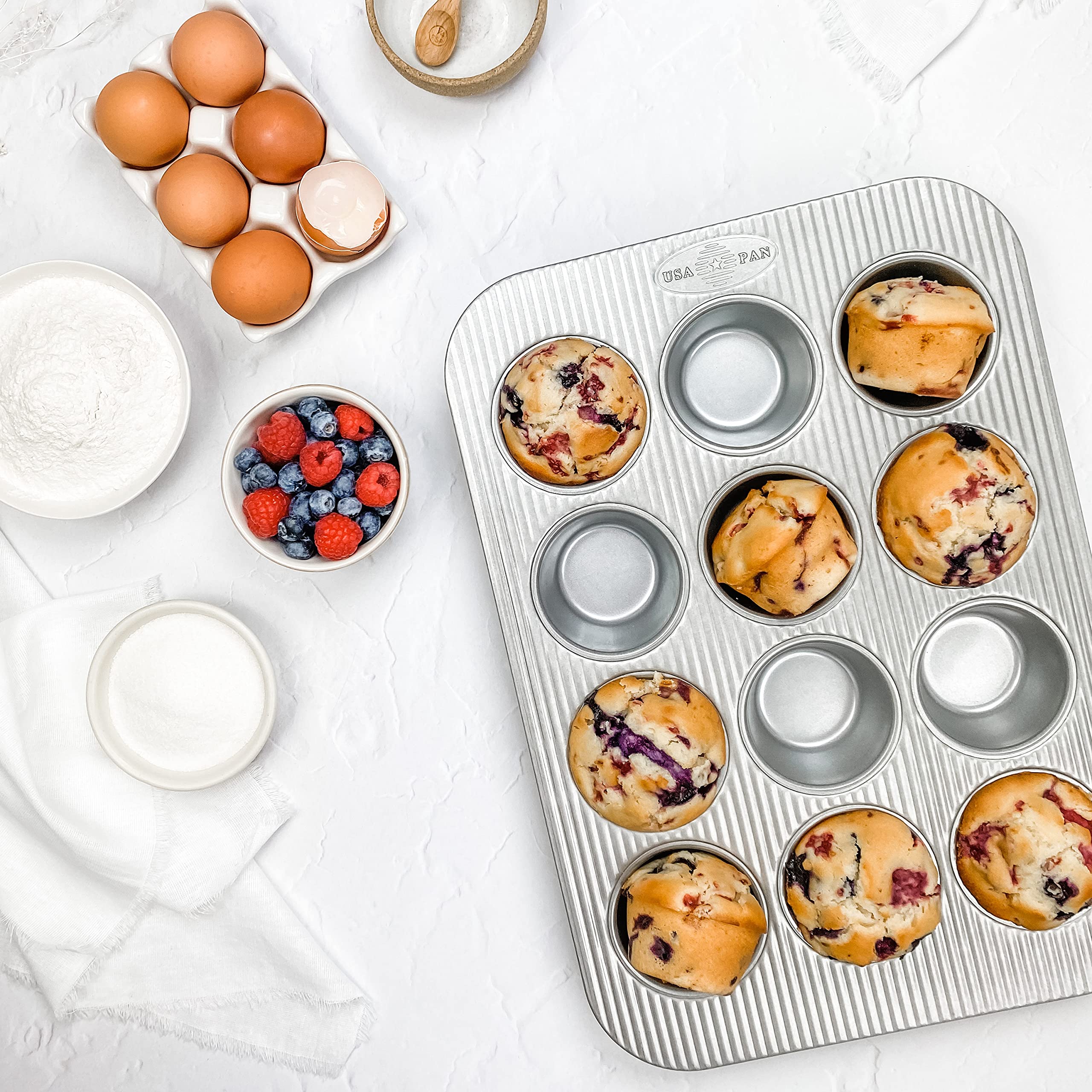 USA Pan made in USA badge reflects durable, long-lasting bakeware