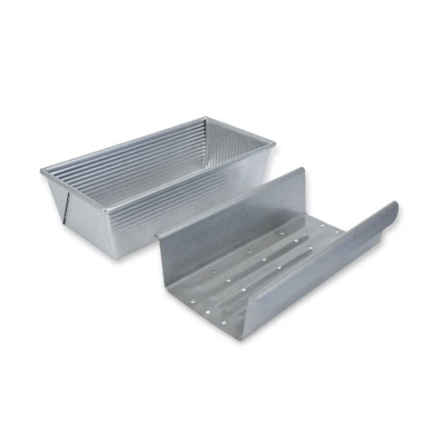 USA Pan measures 10x5 inches for standard loaves