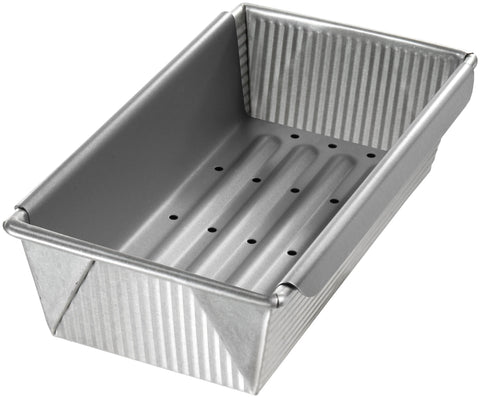 USA Pan meatloaf pan with insert for easy release and portioning