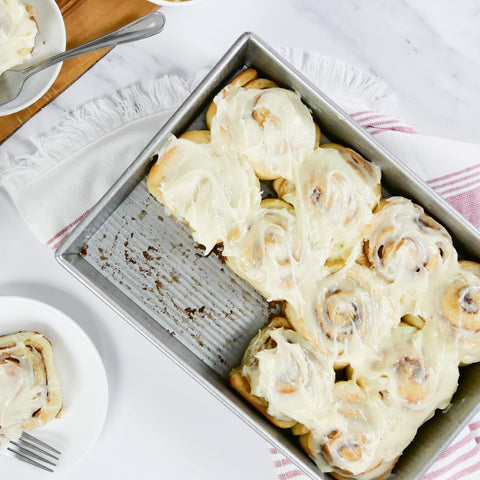 USA Pan oven safe to 450F for versatile baking
