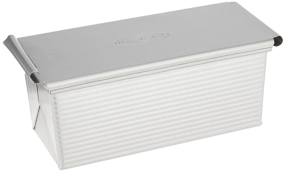 USA Pan Pullman loaf pan with cover front view for uniform rise