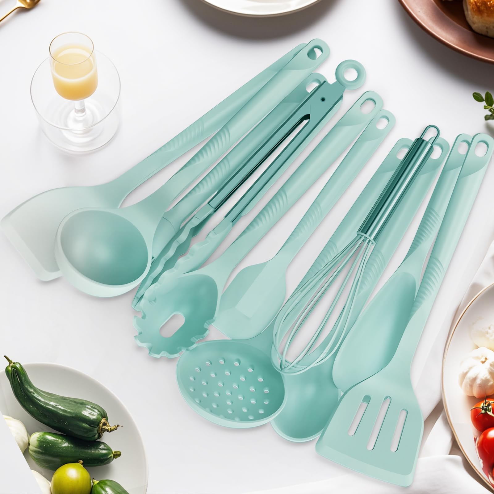 USECANO kitchen tong in teal for flipping and serving with precision