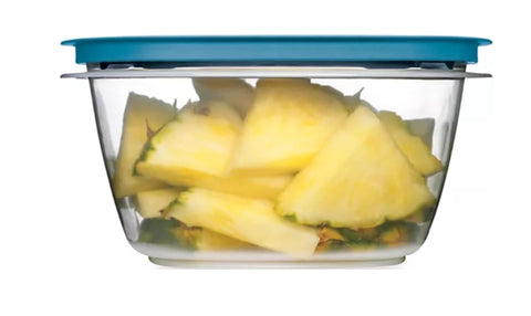 Utensilux leak-proof lids prevent spills during transport.