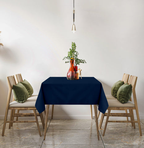 Utopia Kitchen table cloth ideal for weddings, events, and restaurant buffets.