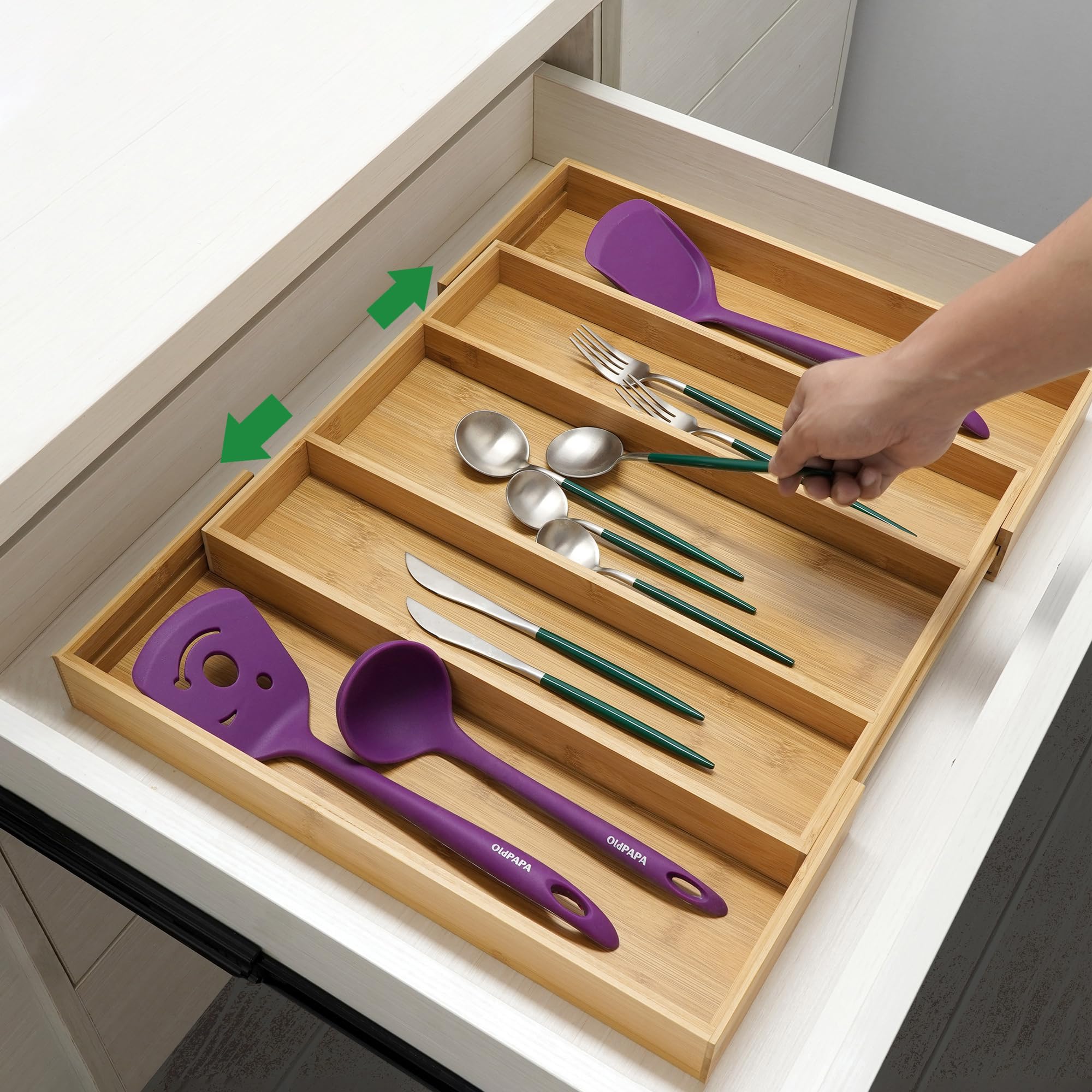 Utoplike adjustable utensil holder demonstrates flexible width for varying drawers