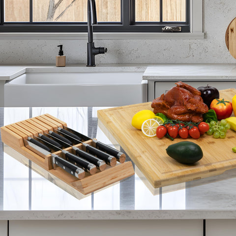 Utoplike easy retrieval drawer helps keep knives neat and out of sight