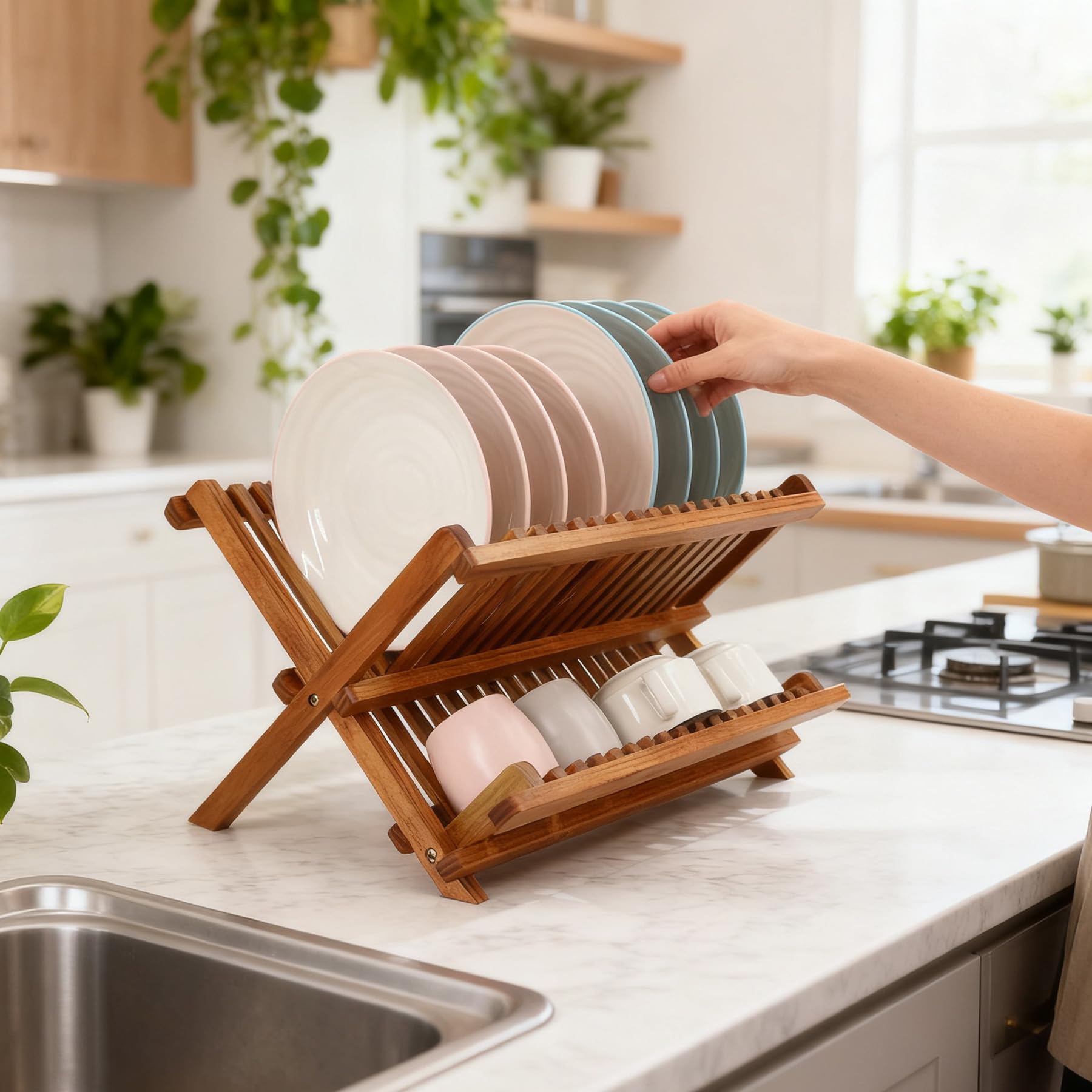 Utoplike teak resists water and cracking and is easy to clean.