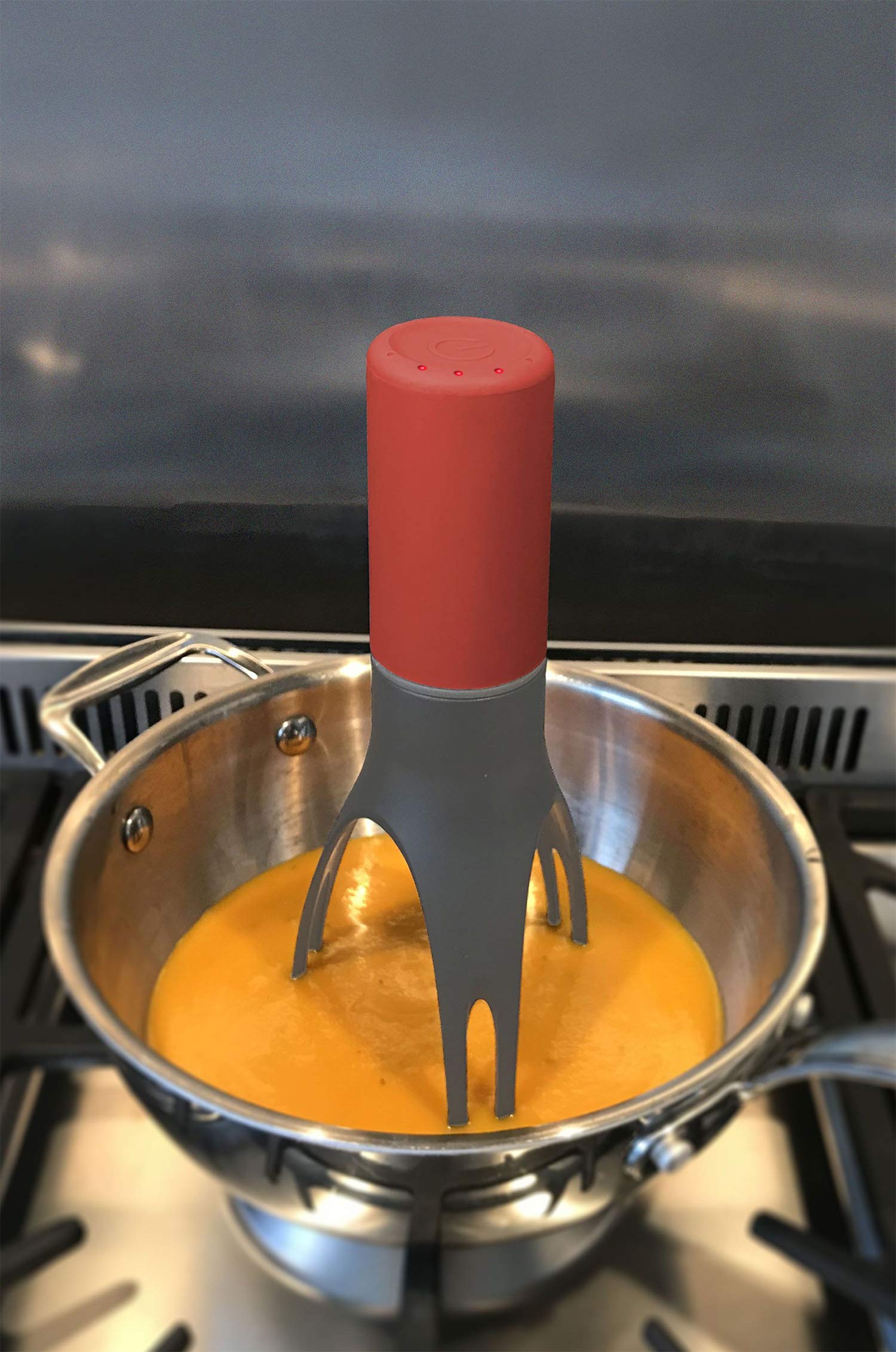 Uutensil Stirr LED speed indicators show current speed during cooking.