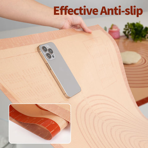 UWILLION roll-and-store band keeps the mat neatly organized when not in use.