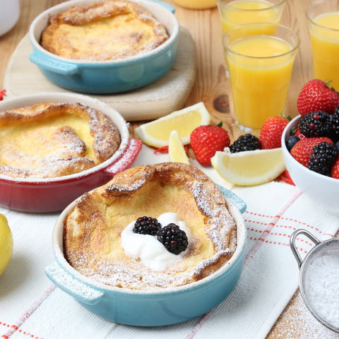 UZOU versatile batter dispenser suitable for pancakes and crepes and more.