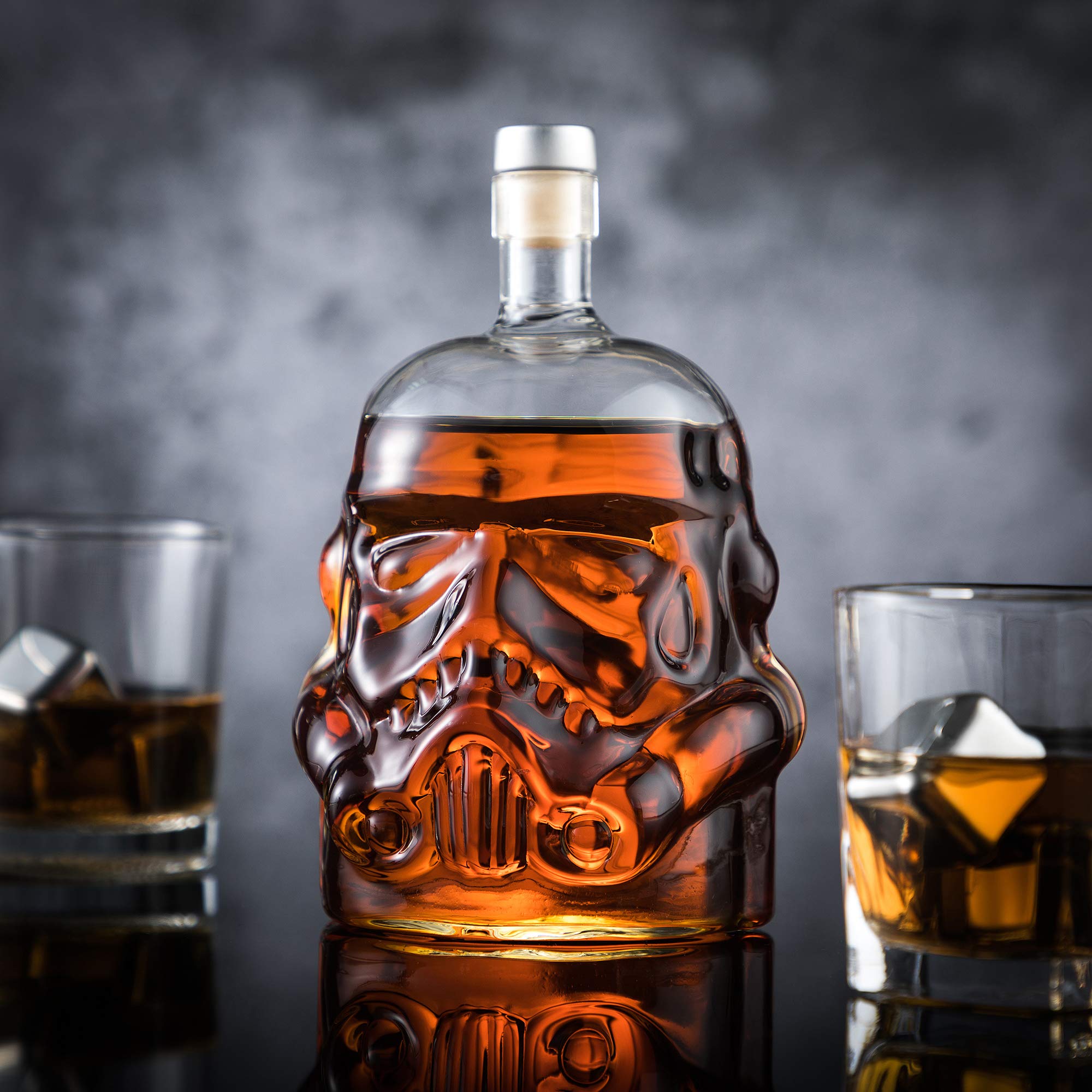 Vaduz clear borosilicate decanter shows elegant curves and clarity