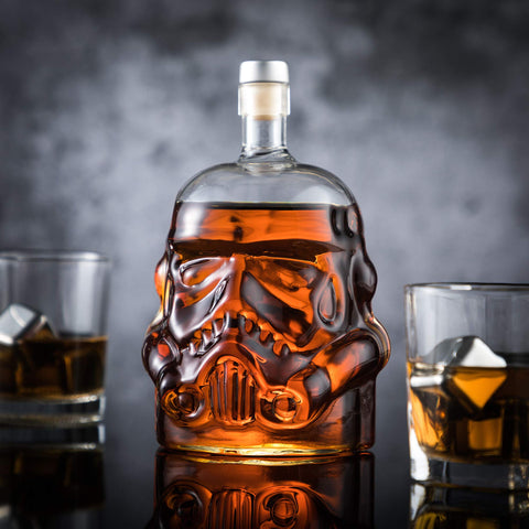 Vaduz clear borosilicate decanter shows elegant curves and clarity