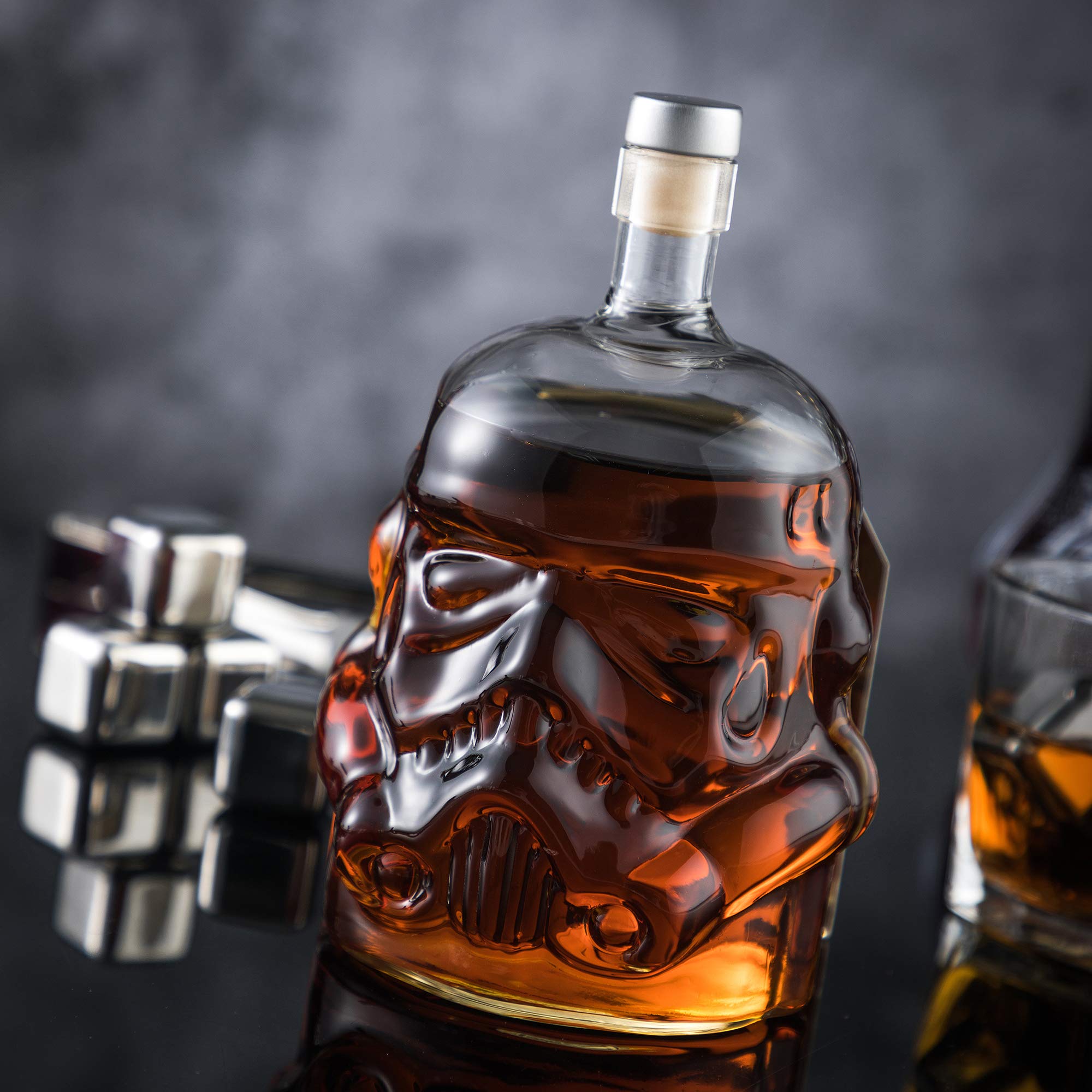 Vaduz gift-ready decanter in premium box suitable for celebrations