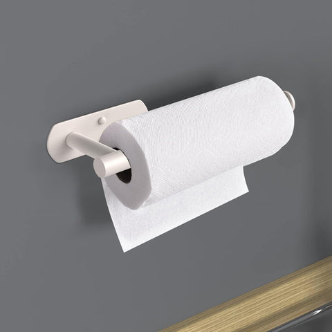 VAEHOLD kitchen use case keeps towels within reach during cooking.