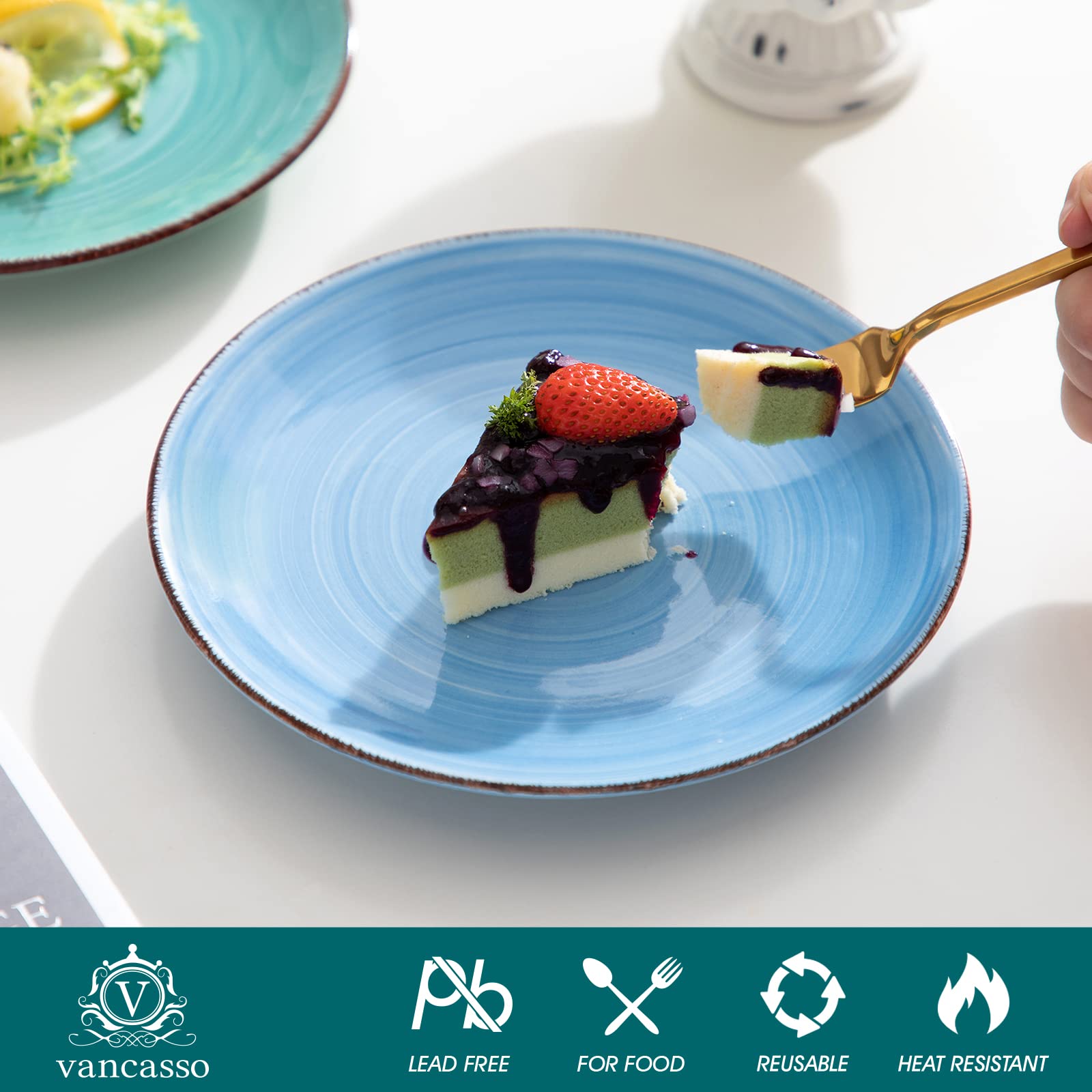 Brown eyelash rim on Bonita Blue plates provides artistic detail
