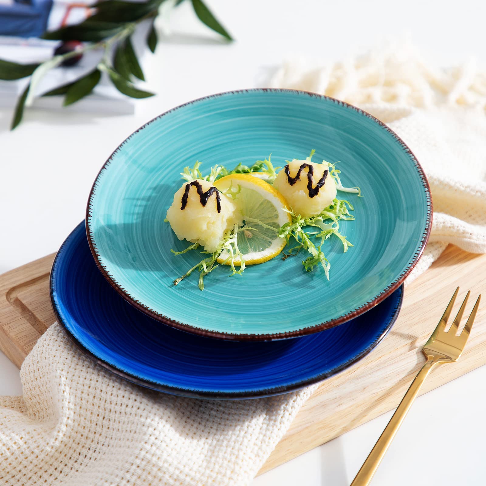 Bonita Blue plates are dishwasher and microwave safe for convenience