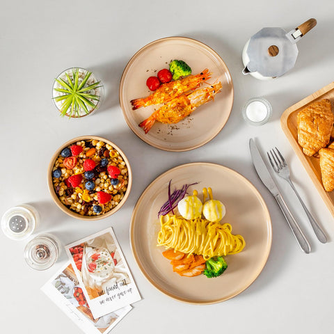 Vancasso Onion dishwasher-safe and microwave-safe for easy cleanup