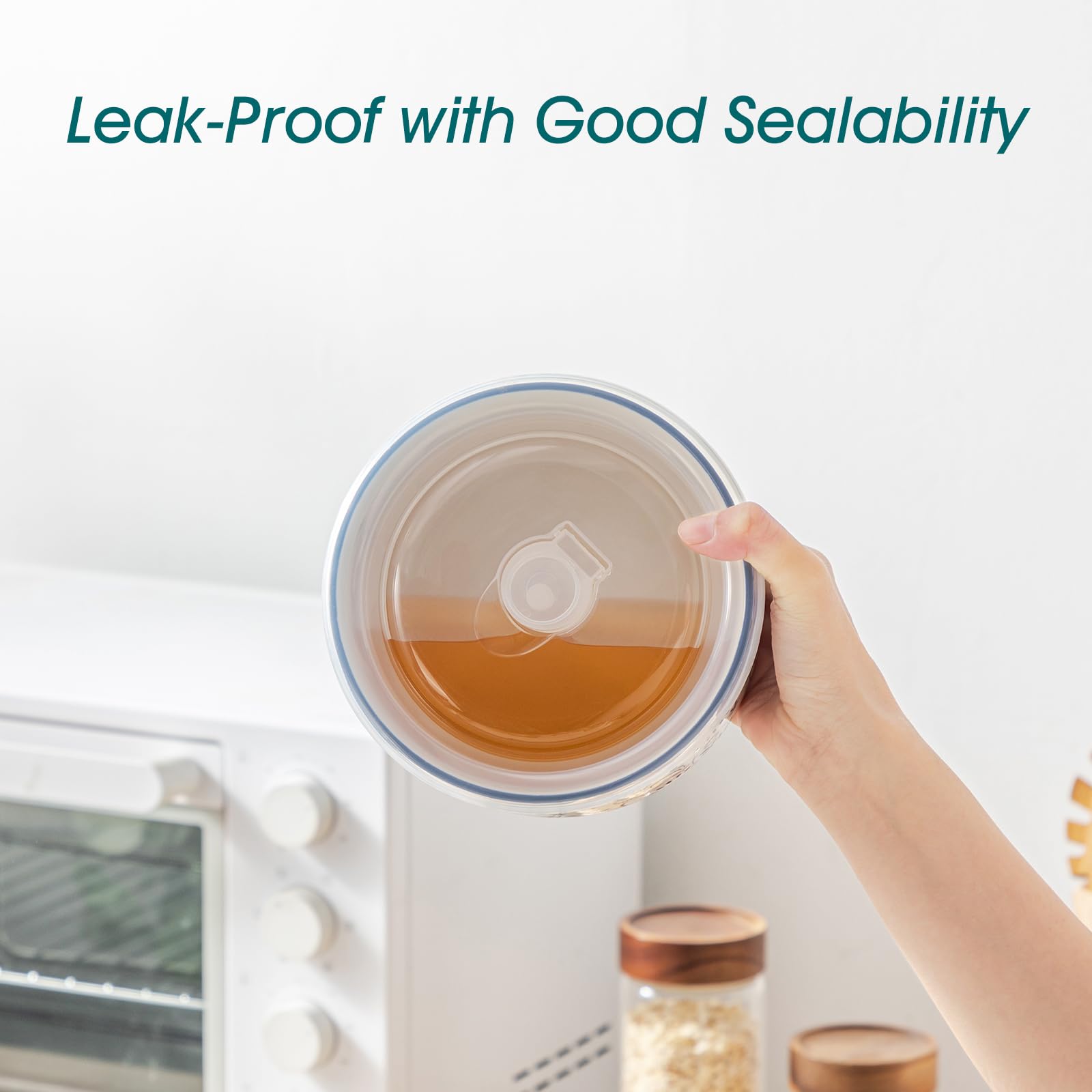 Vancasso Selene 10oz ceramic bowl with lid perfect for snacks.