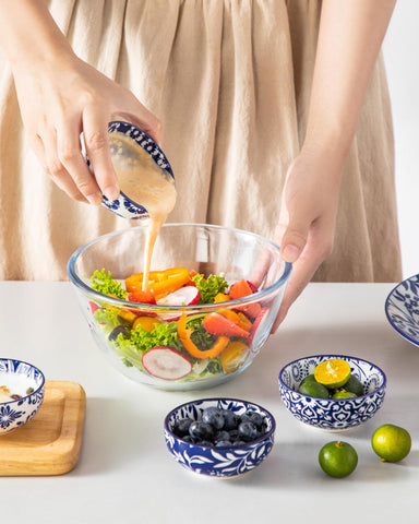 Stacked Vancasso SELENE bowls saving kitchen space
