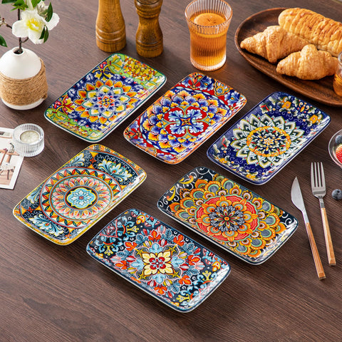 Vancasso Simi stackable design allows space-saving storage.