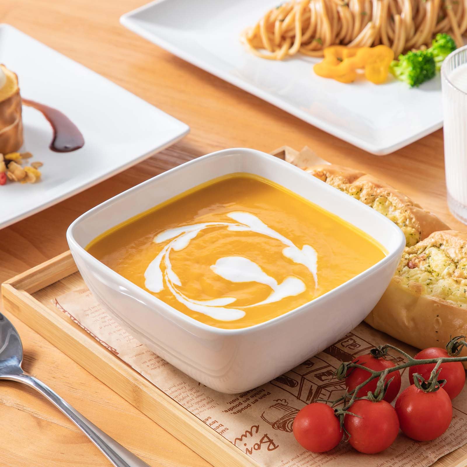 Vancasso Soho square stack illustrating compact storage of the 12-piece set