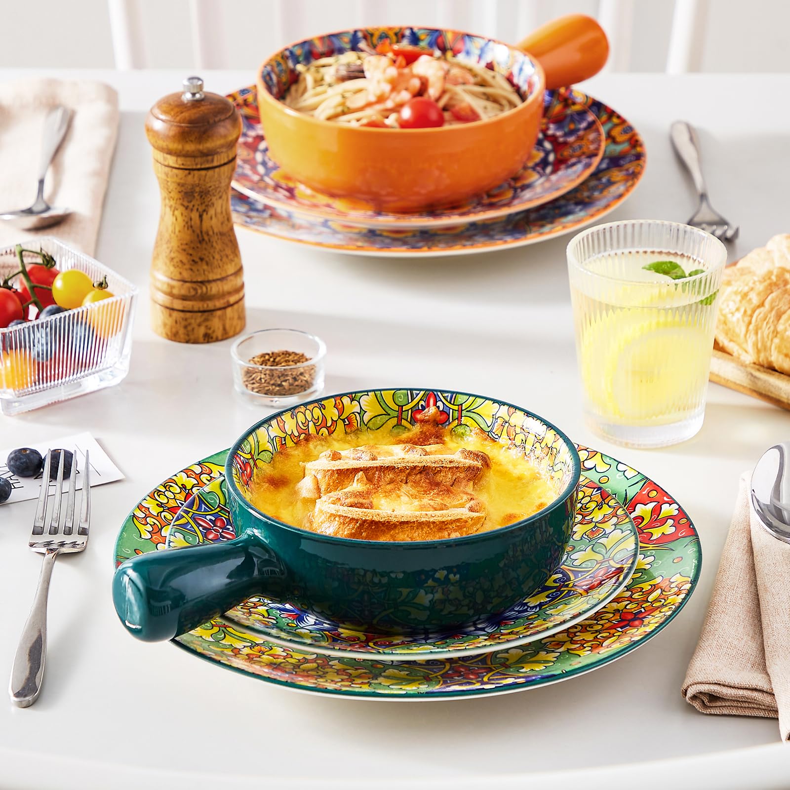 Vancasso comfort grip handles simplify carrying hot servings.