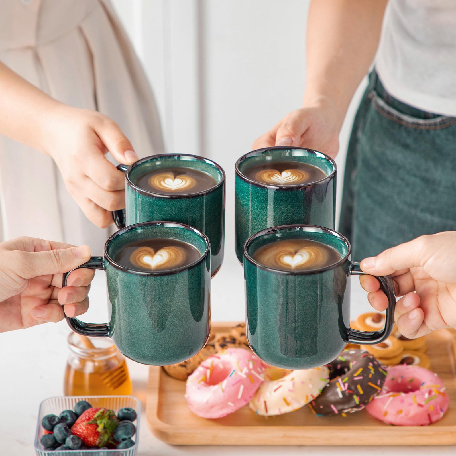 Vancasso STARRY green mug suited for daily rituals.