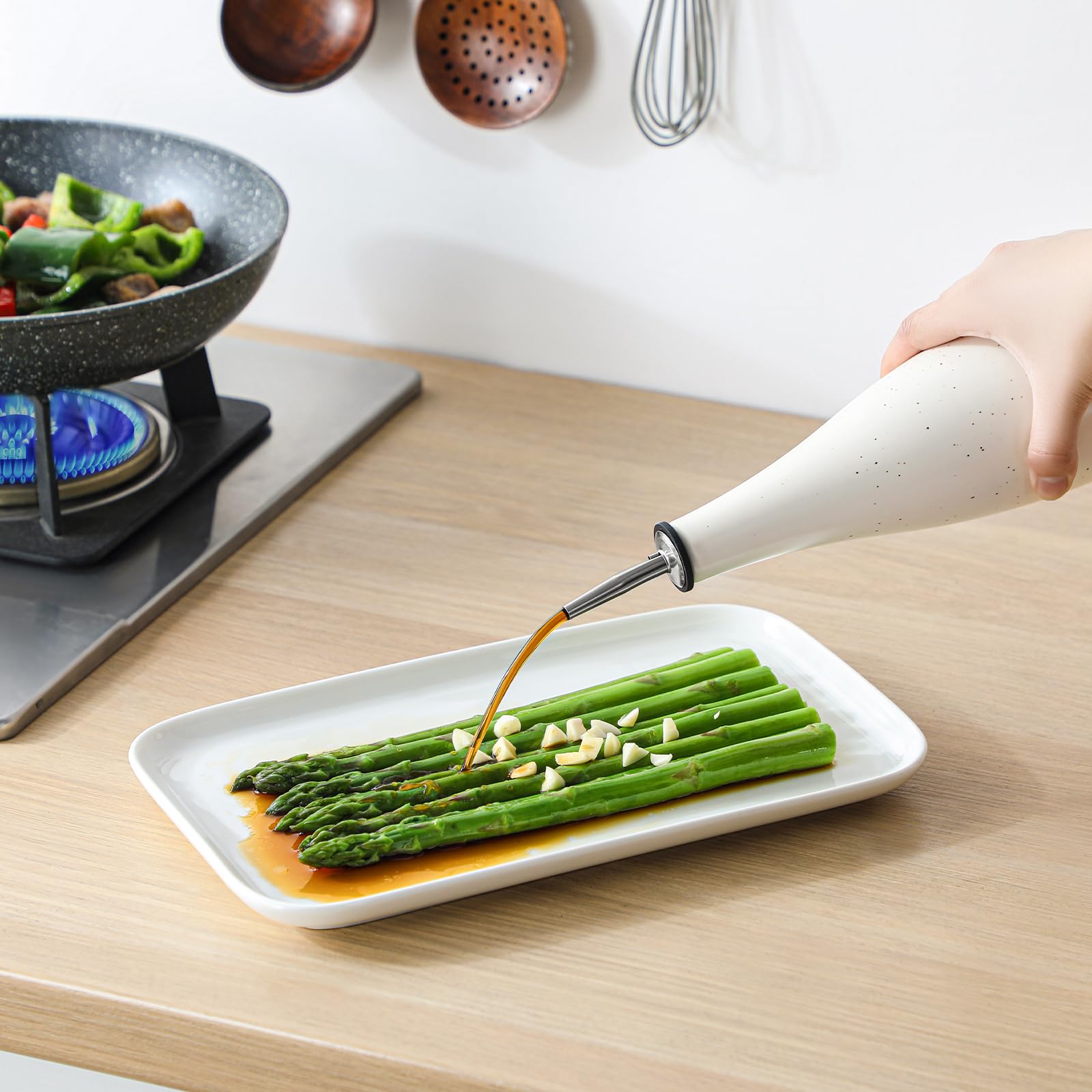 Vancasso versatile dispenser suitable for oils, vinegars, and dressings.