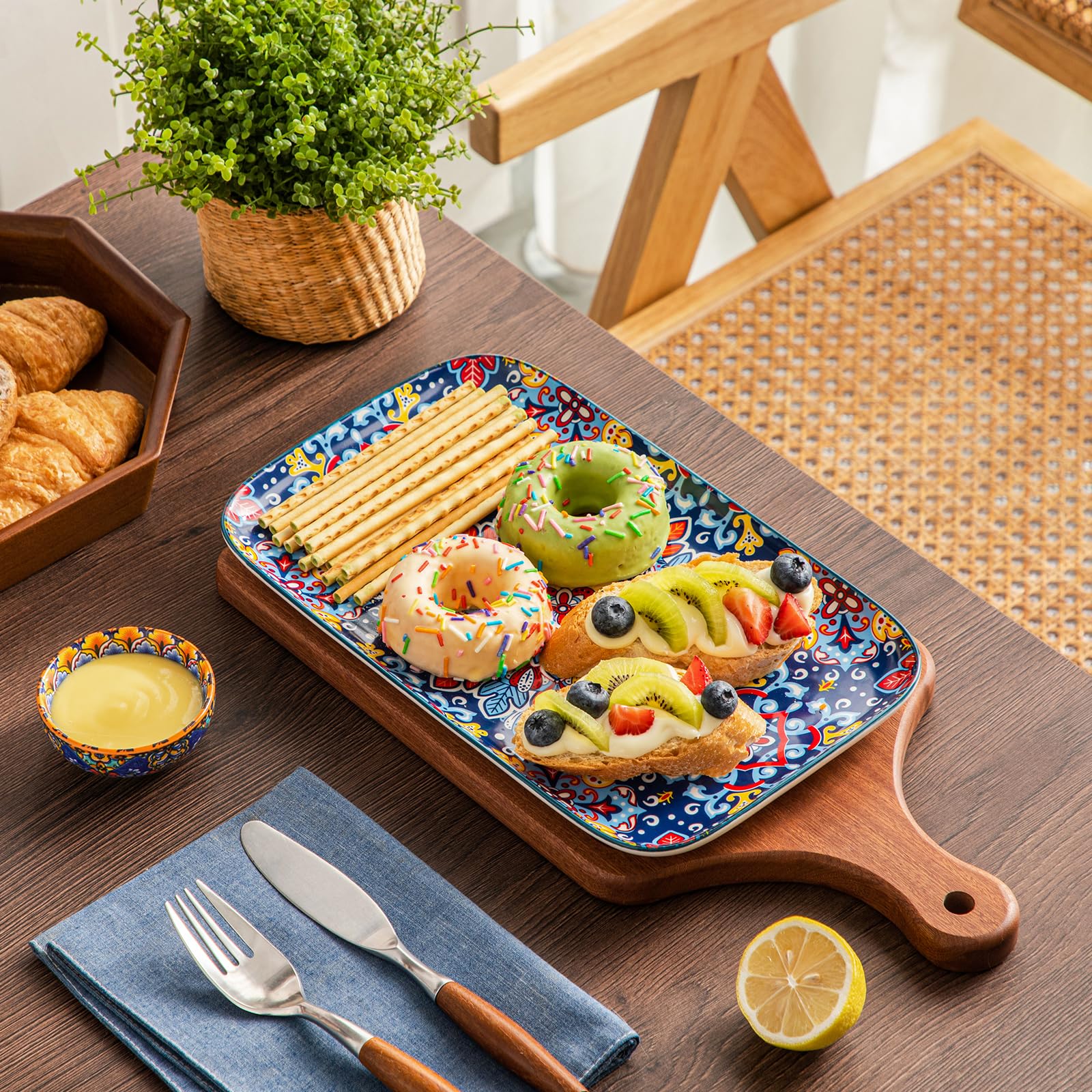 Vancasso vibrant colors brighten the table setting.