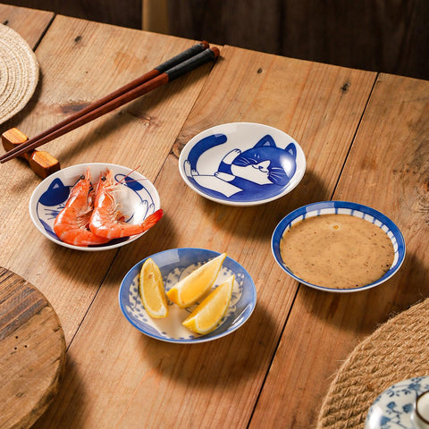 VanEnjoy cat-lovers dessert plates offer cute accents for gatherings and daily use
