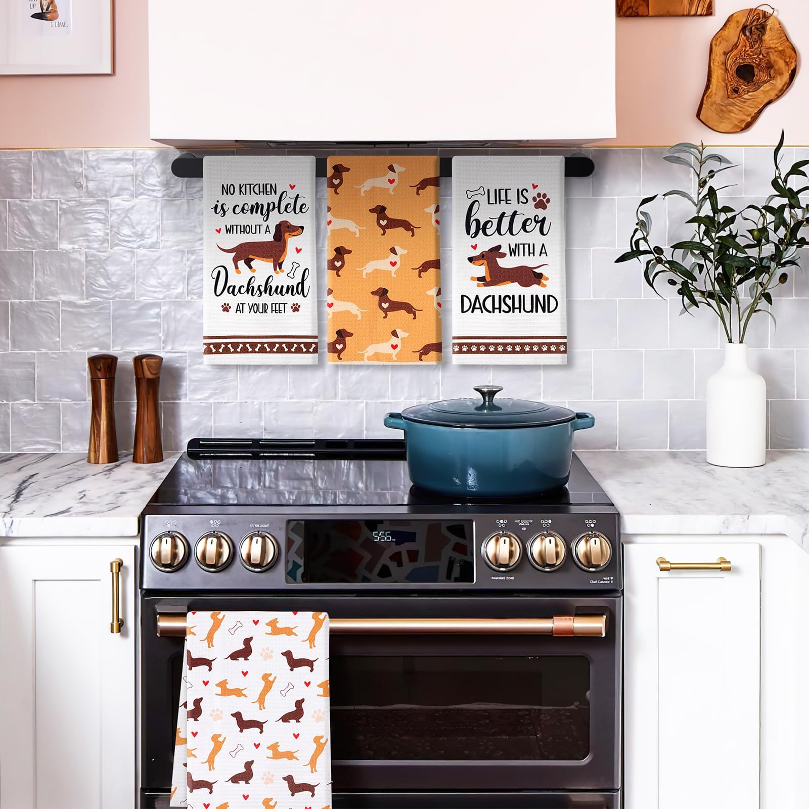 Vansolinne Christmas dachshund towels pack ready for gifting and decor.