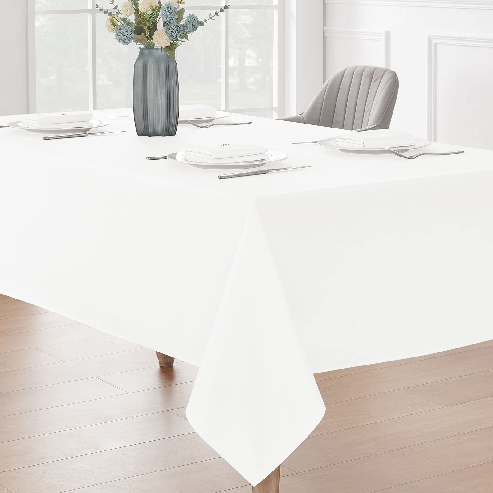Veblandy easy-care fabric is machine washable.