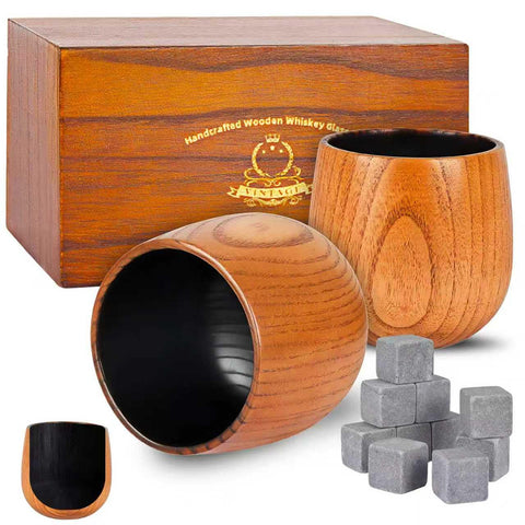 Veelgeluk charred whiskey glass with wooden tumbler, showcasing rich grain for a premium sipping experience.