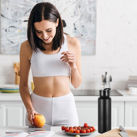 VEGOND 40 oz bottle fits in most cup holders and backpack pockets.