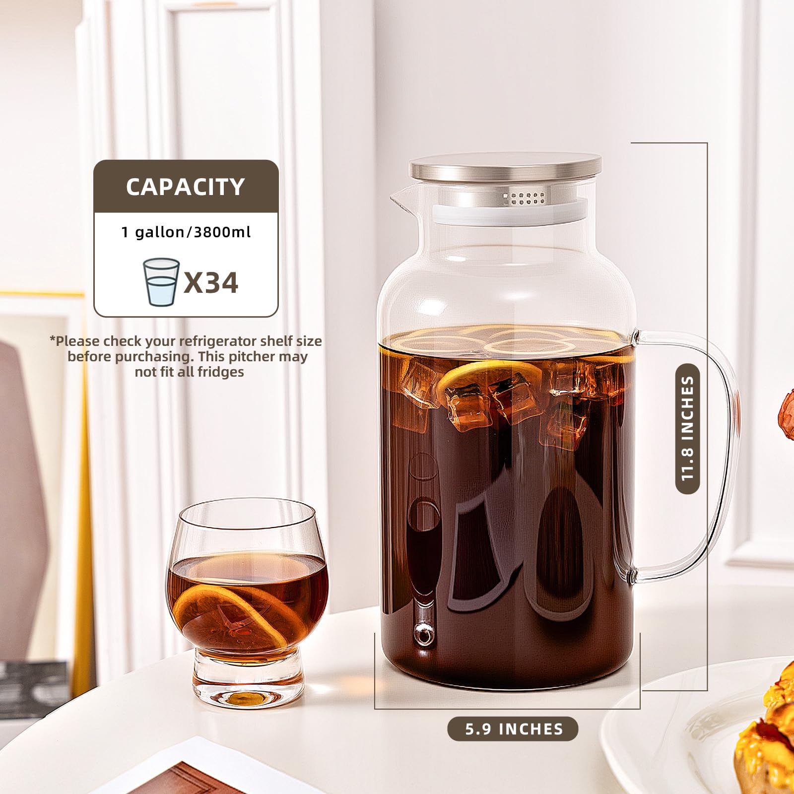 Vekonn borosilicate pitcher emphasizes durability for hot or cold beverages.