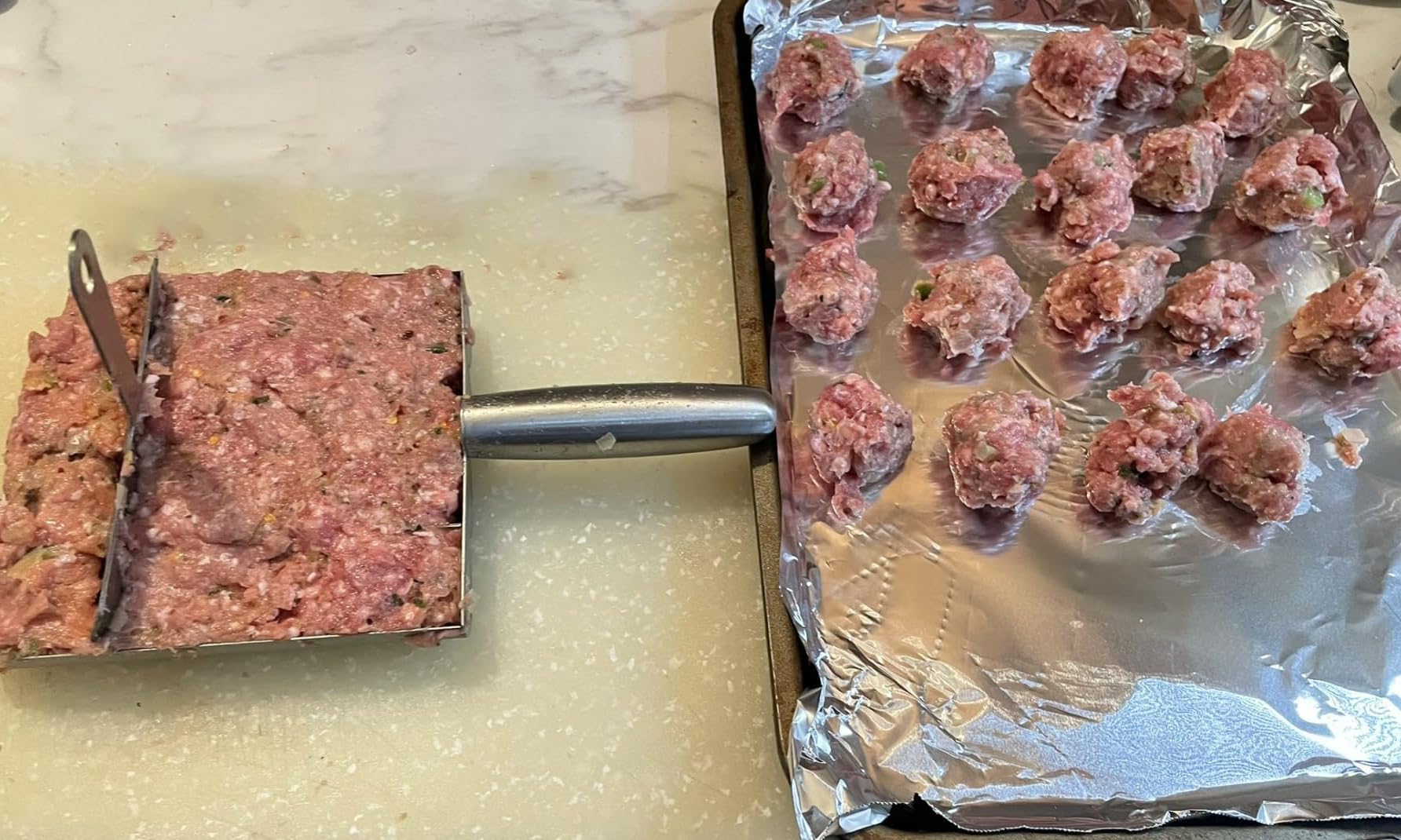 VEMJO dishwasher-safe surface speeds up cleanup after cooking.