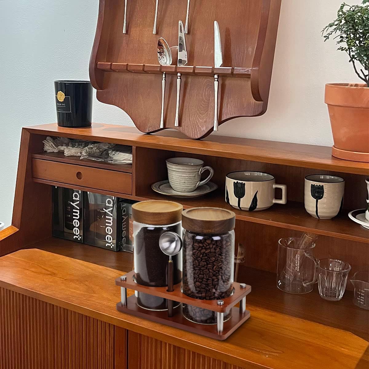 Venuekkuri bamboo shelf with stainless steel poles adds stability and a stylish kitchen display.
