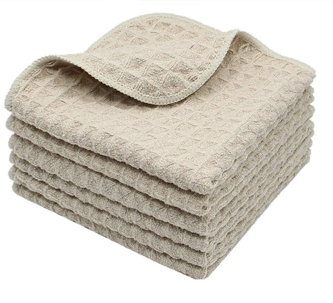 VeraSong waffle-weave microfiber cloth shows strong absorption for quick drying.