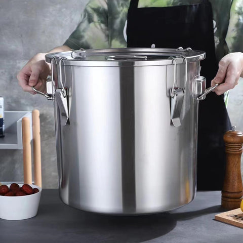Verdeho 12L canister ideal for pantry organization and dry foods.