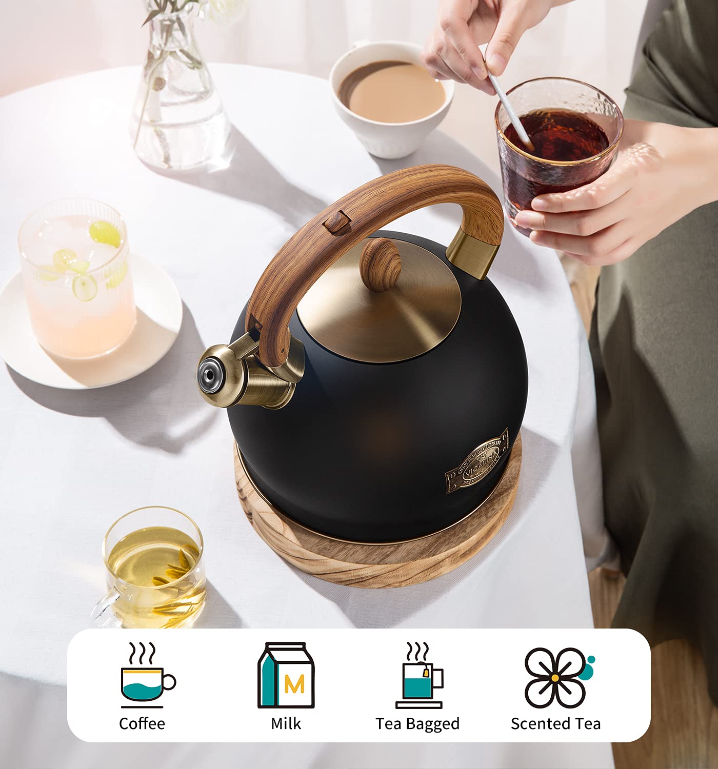 VICALINA 2.5L capacity kettle with polished black finish for daily use.