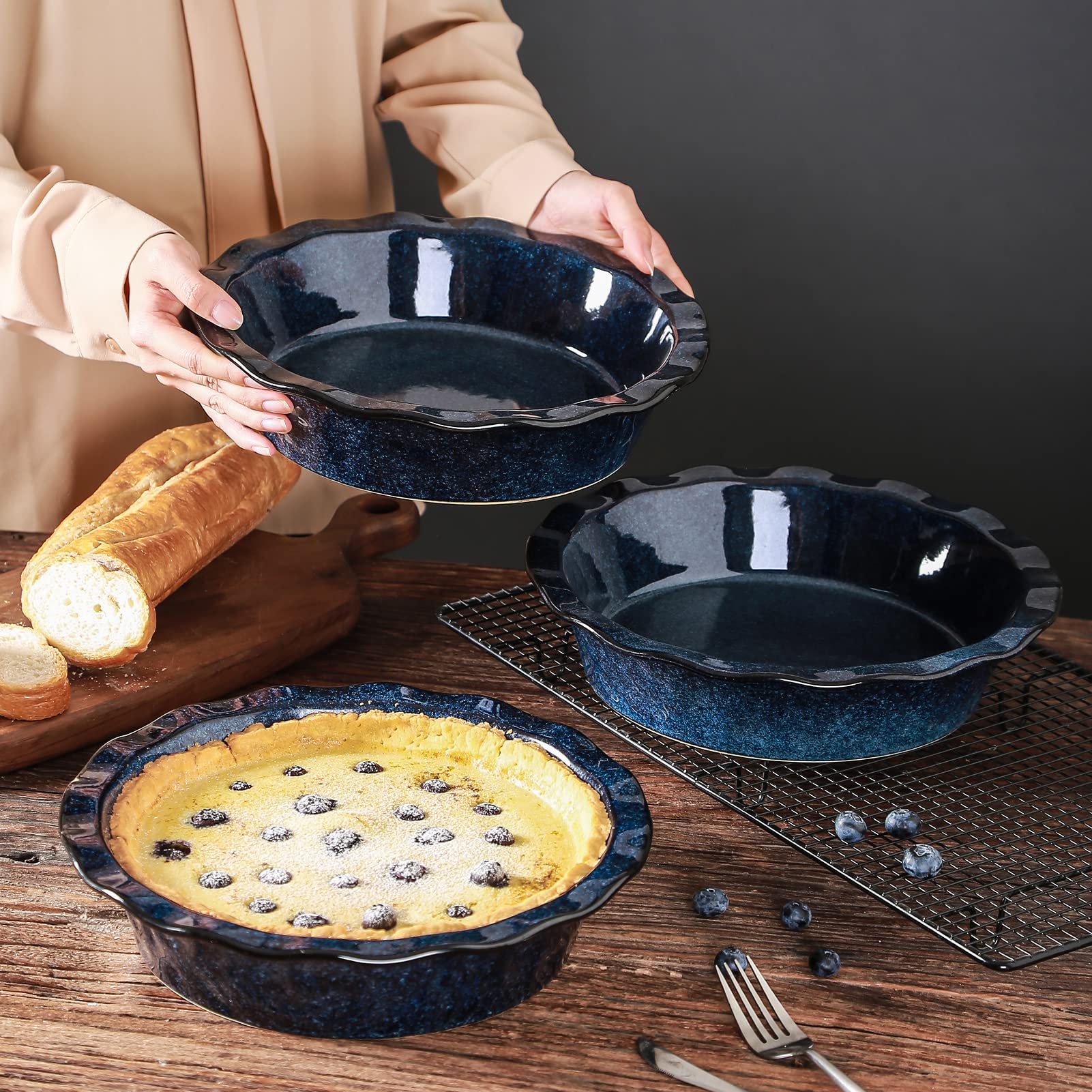 Vicrays lead-free non-toxic porcelain ensures safe kitchenware.