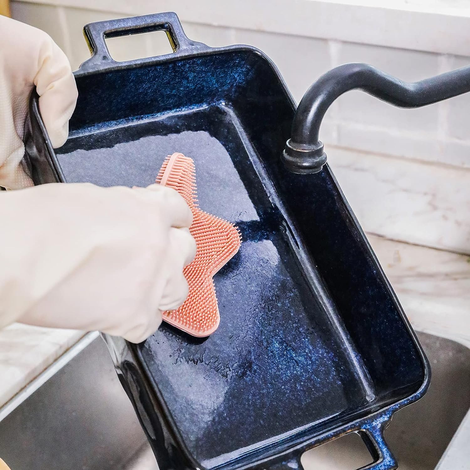 Vicrays oven-safe and microwave-safe porcelain pan ready for roasting