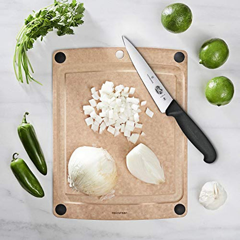 Victorinox Fibrox 6-Inch Knife dishwasher-safe construction simplifies after-cook cleanup.