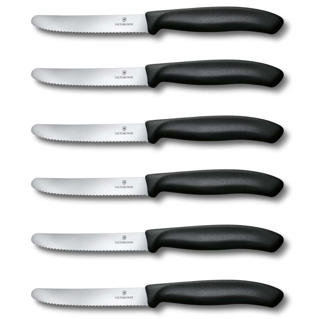 Victorinox Swiss Classic tomato and table knife set in black for everyday family dining.